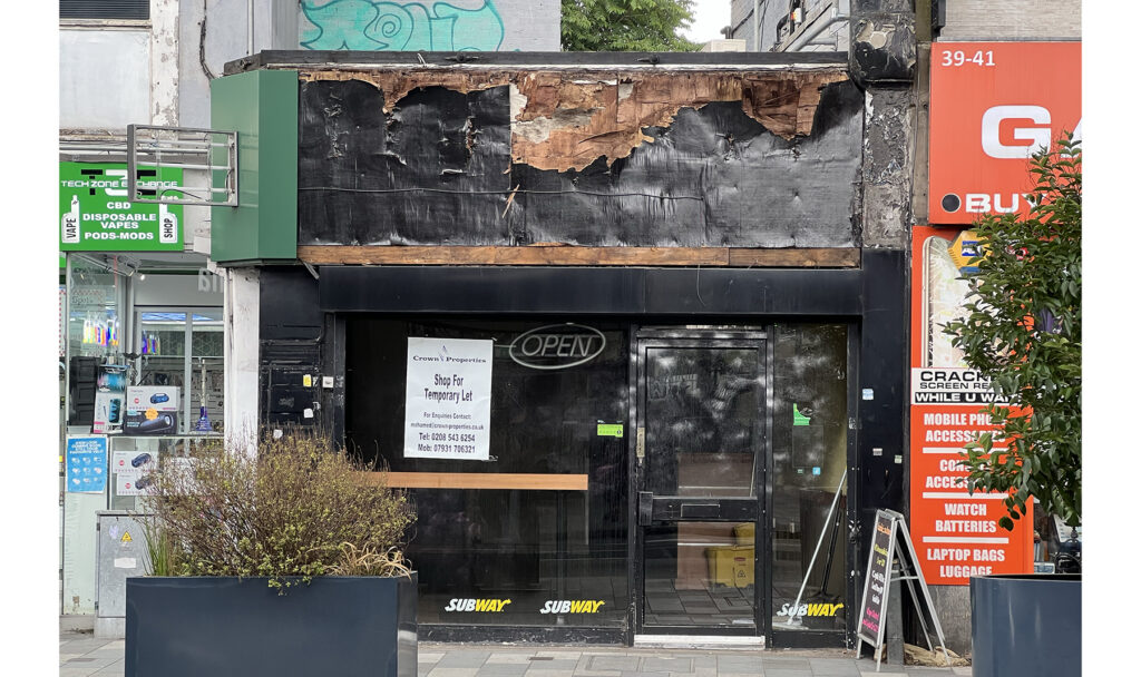 Closed Subway shop on Putney High Street