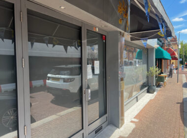 Squatters in Kashmir restaurant on Lacy Road