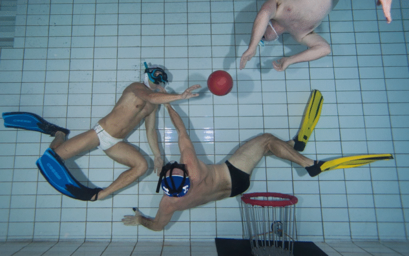 Underwater rugby match