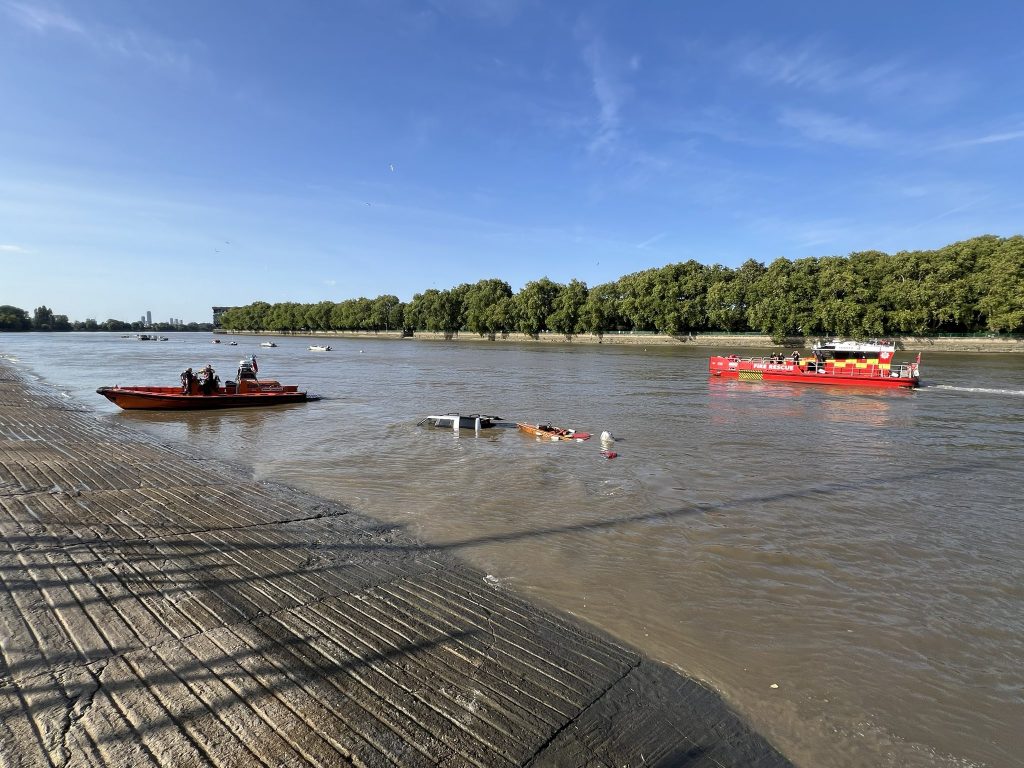 SUV submerged at Putney rowing clubs. Pic: David Nicholson