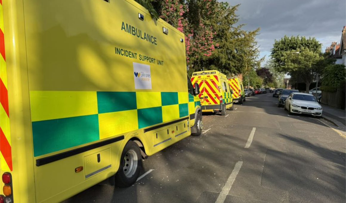 Ambulances hearing to Ukraine from the UK