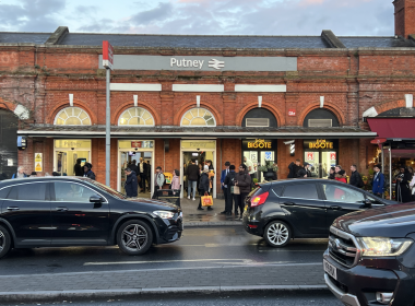 Putney train station