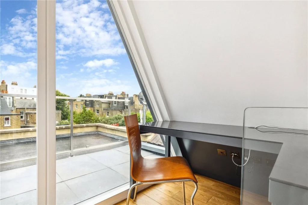 Wadham Road infill house