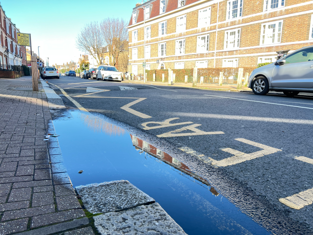 St-Marys-crossing - 6 - Putney.news Crossing on Felsham Road