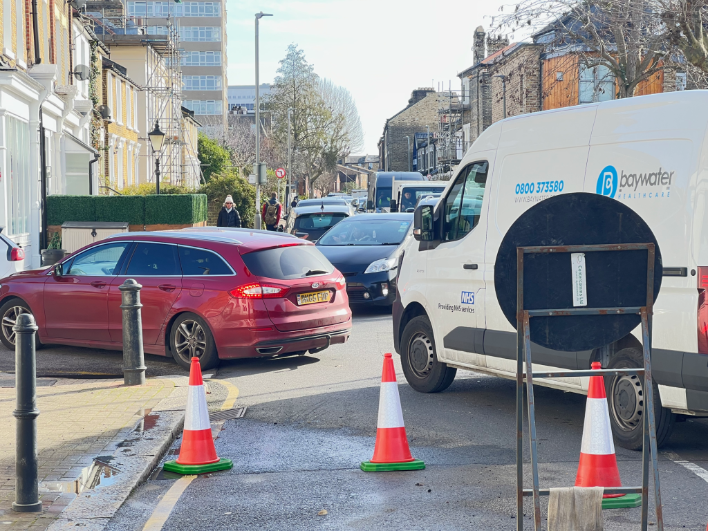 Putney traffic chaos on Felsham Road