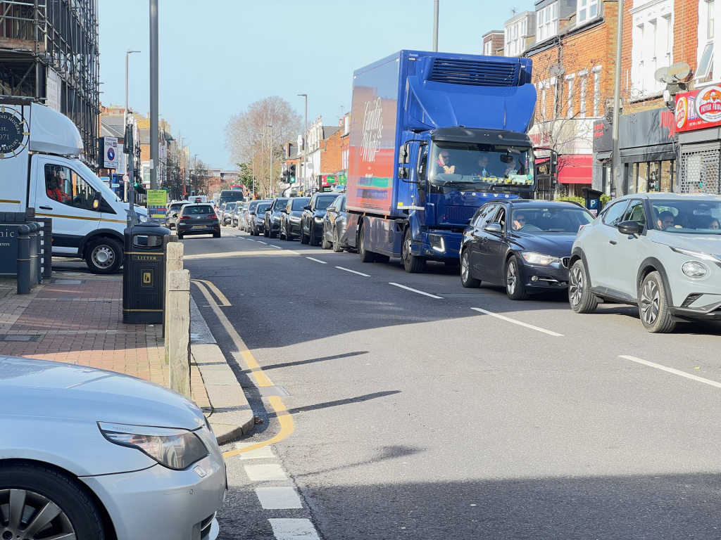 Lower Richmond Road traffic