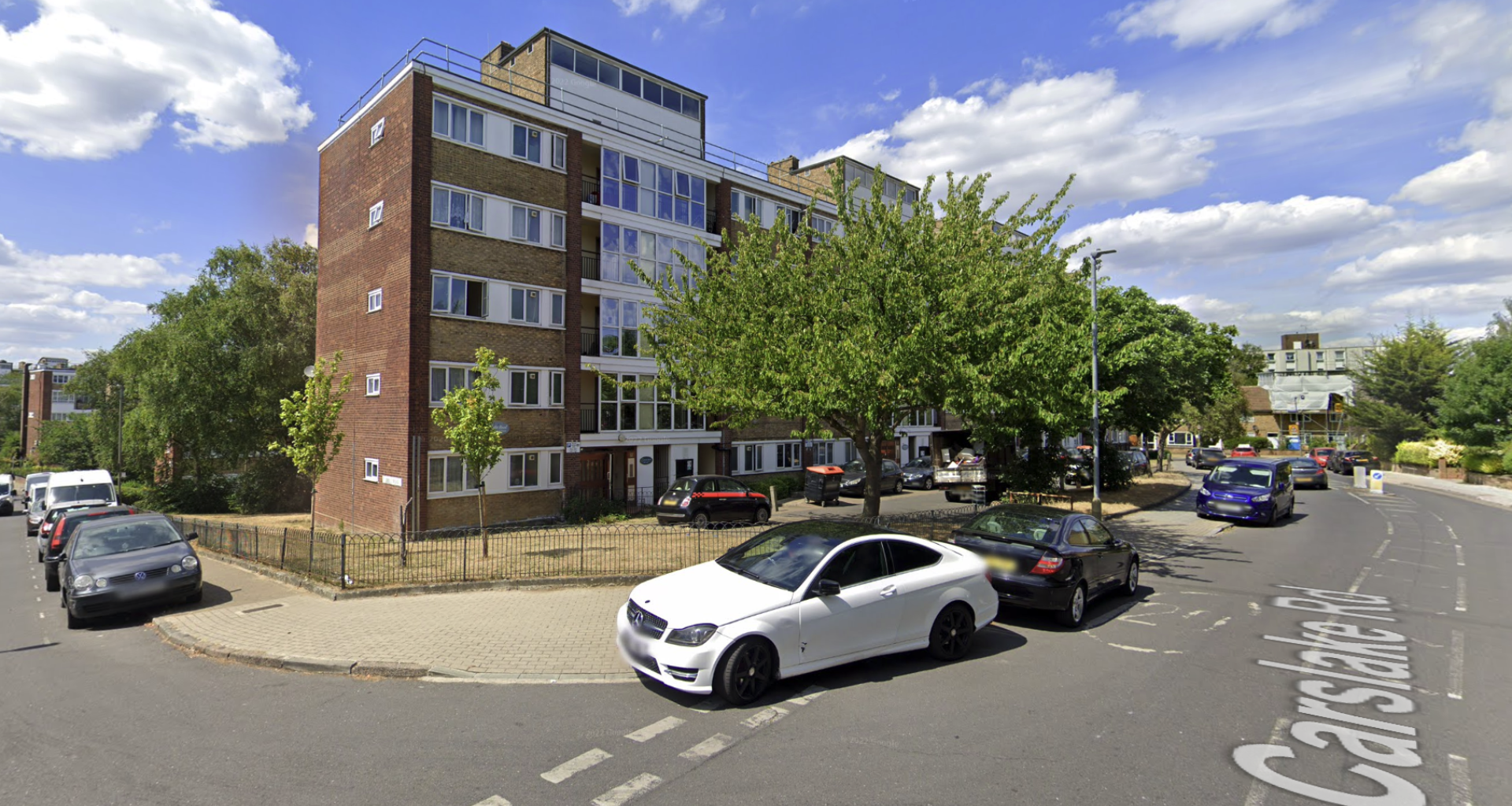 Carlslake Road in West Putney