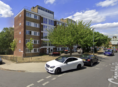 Carlslake Road in West Putney