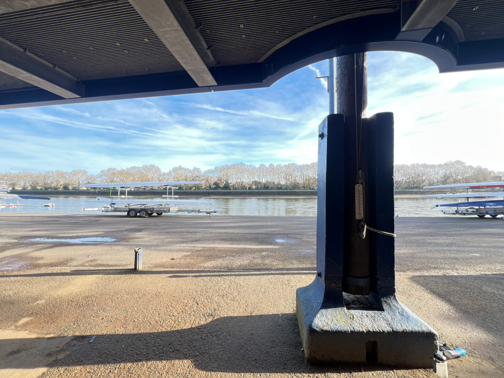 london-rowing-club-balcony-2Mar26 - 8 - Putney.news London Rowing Club on Putney Embankment