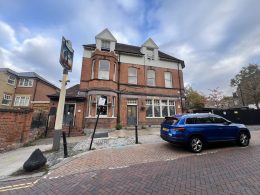 The Angel pub in Roehampton