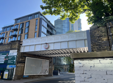 East Putney Bridge being repainted