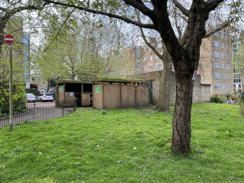 The green at Innes Gardens — the site of the 9 April arrest, six weeks after the West Putney Safer Neighbourhood Team told residents that rivals would likely move in.