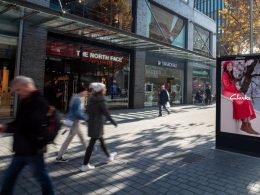 JCDecaux digital advertising screens