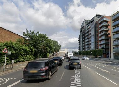 Traffic on Wandsworth Bridge Road
