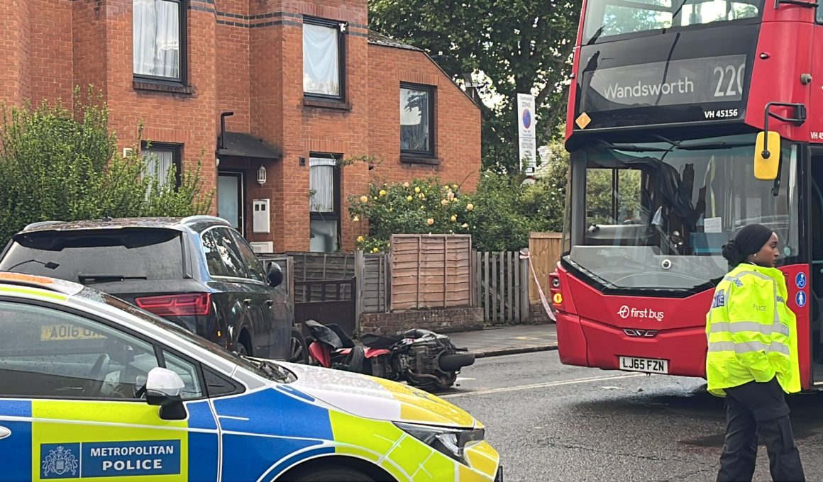 Crash on Fulham Palace Road, 14 May 2026. Pic: Putney.news