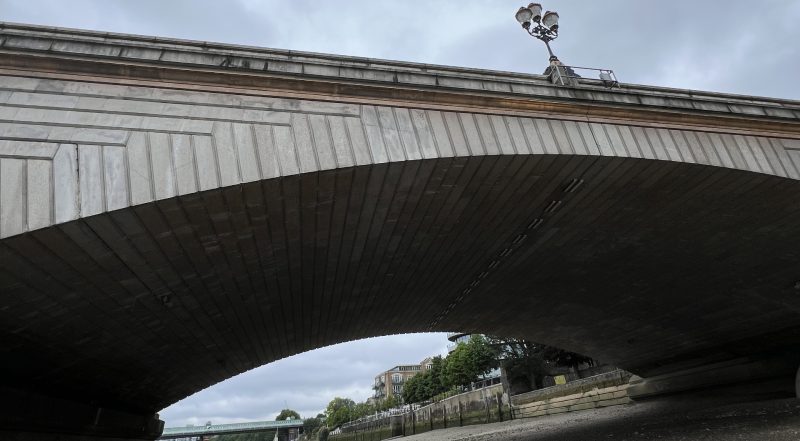 Putney Bridge archway