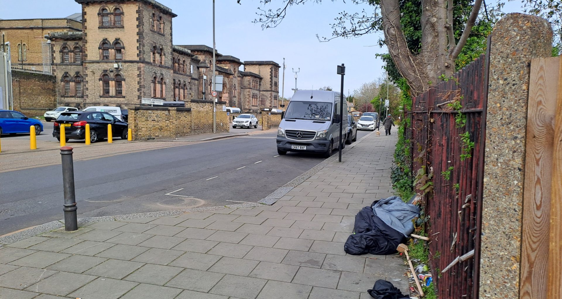 Rob Alford's belongings on the pavement outside HMP Wandsworth. He has been sleeping there since his release on bail about four weeks ago. (Photograph: Mark Lawry / Wandsworth Prison Improvement Campaign)