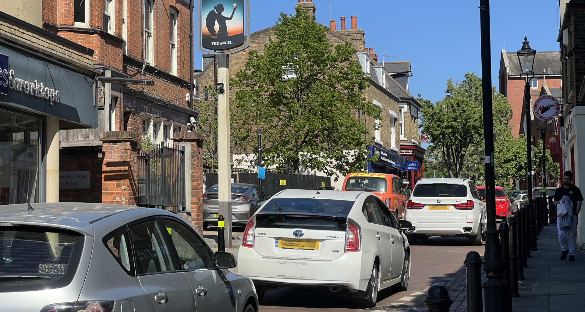 The Angel pub on Roehampton High Street