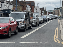 Traffic on Putney Bridge Road