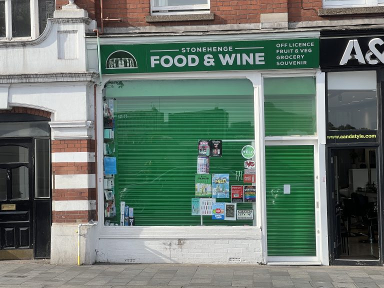 Putney corner shop loses licence, exposes loophole