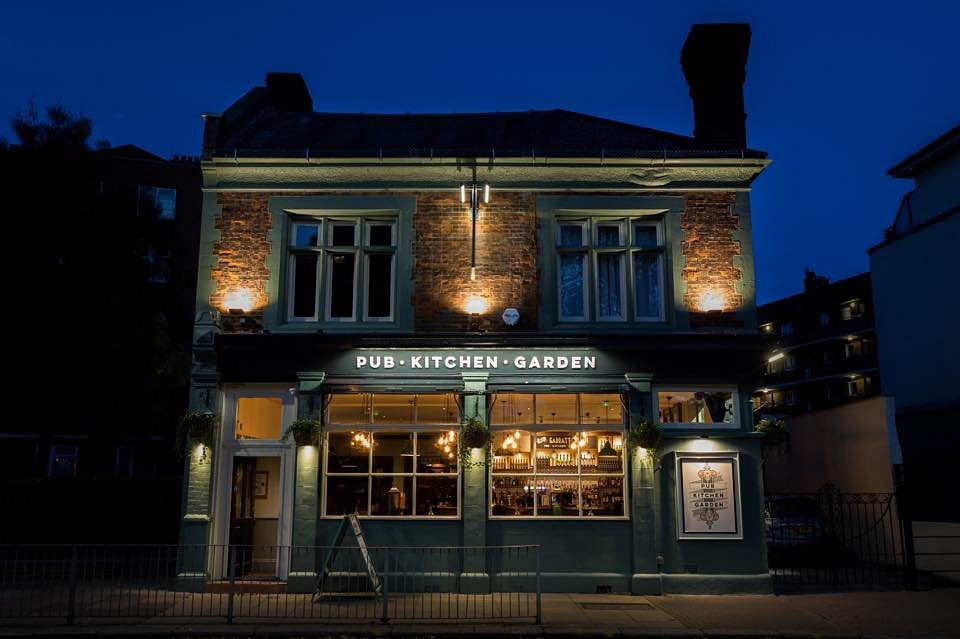 Garrett Tavern