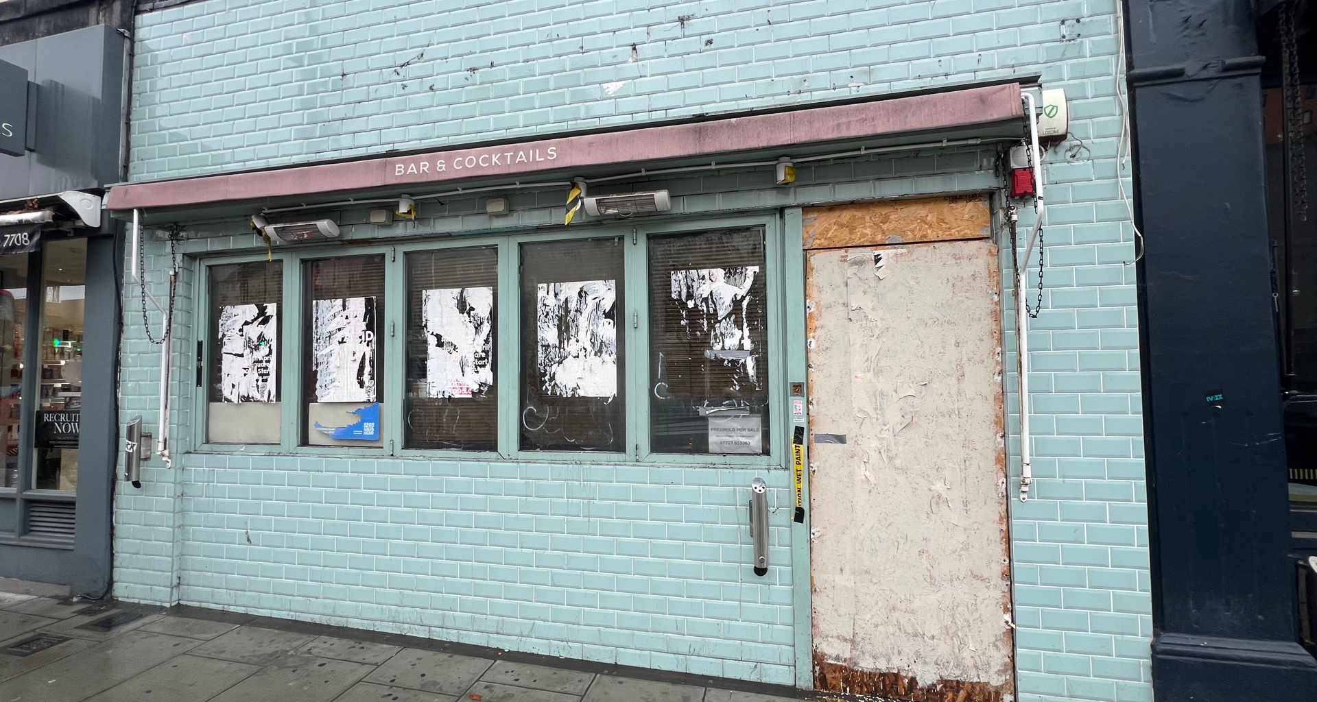 Simmons - not coming back as a bar