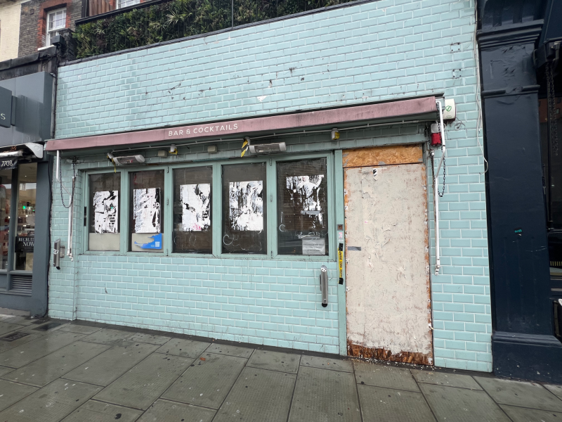 Simmons - not coming back as a bar